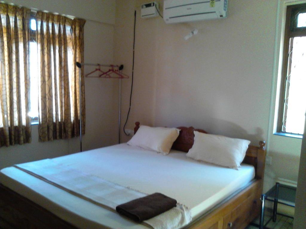 Hotel Menezes House Panaji Exterior foto