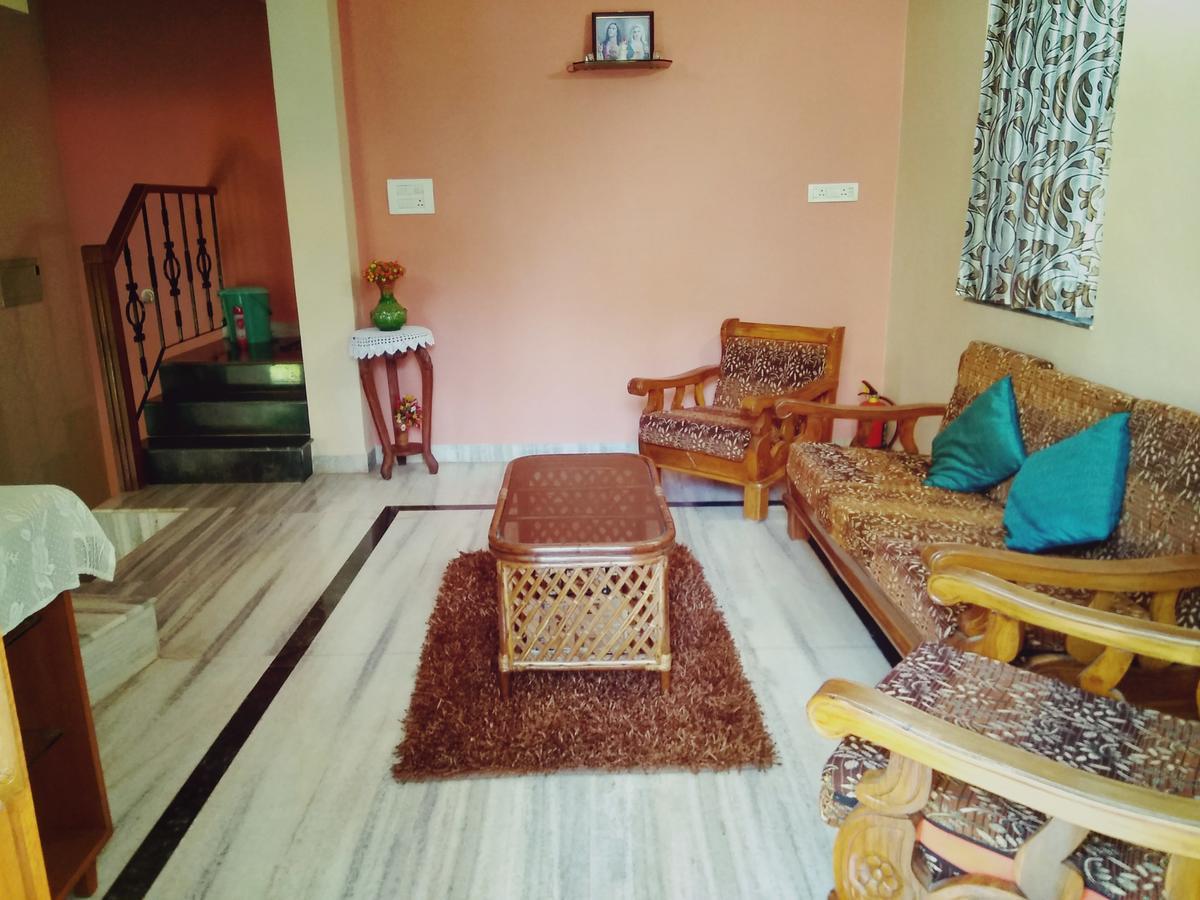 Hotel Menezes House Panaji Exterior foto